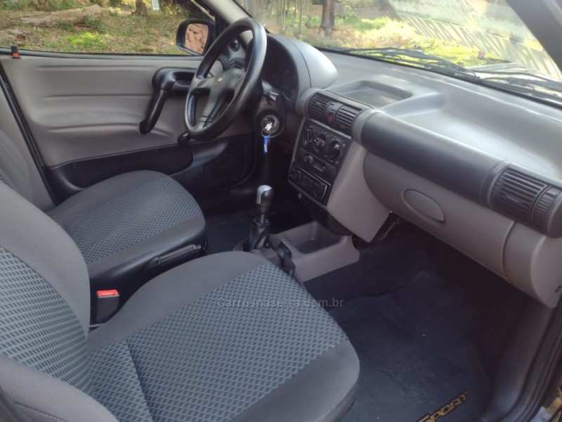 CLASSIC 1.0 MPFI LS 8V FLEX 4P MANUAL - 2012 - CANELA