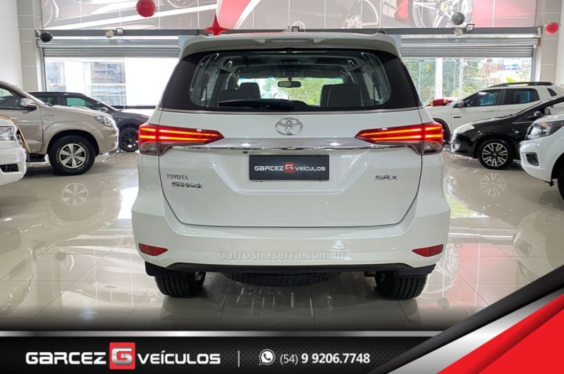 HILUX SW4 2.8 SRX 4X4 16V TURBO INTERCOOLER DIESEL 4P AUTOMÁTICO - 2017 - BENTO GONçALVES