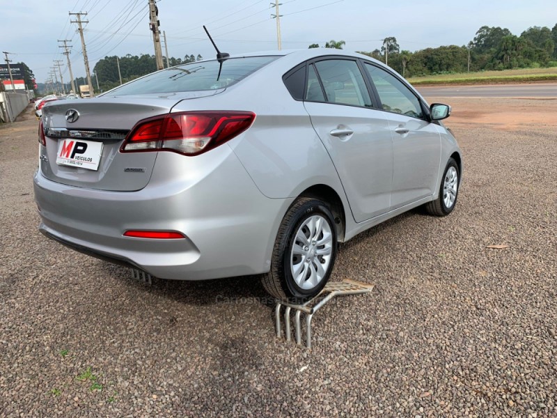 HB20S 1.6 COMFORT PLUS 16V FLEX 4P AUTOMÁTICO - 2019 - BOM PRINCíPIO