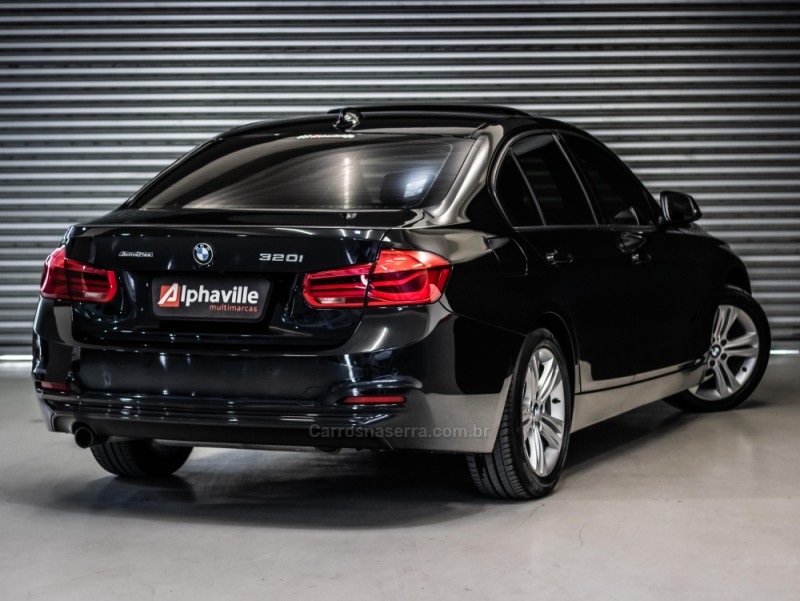 320I 2.0 SPORT GP 16V TURBO ACTIVE FLEX 4P AUTOMÁTICO - 2017 - CAXIAS DO SUL