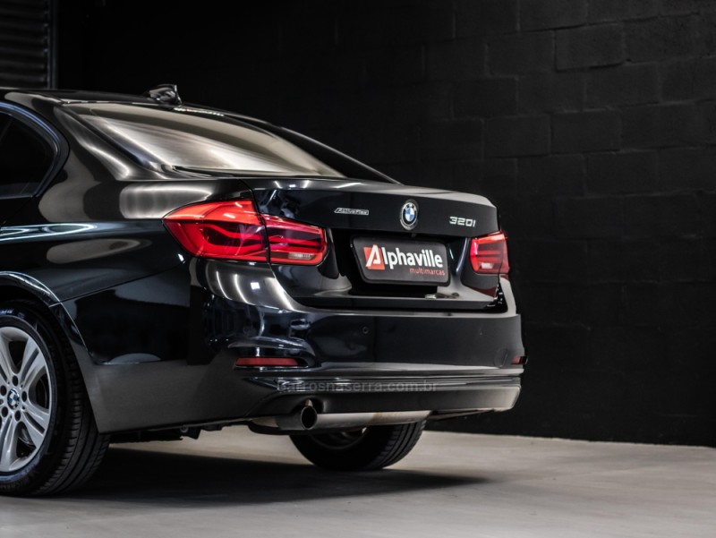320I 2.0 SPORT GP 16V TURBO ACTIVE FLEX 4P AUTOMÁTICO - 2017 - CAXIAS DO SUL