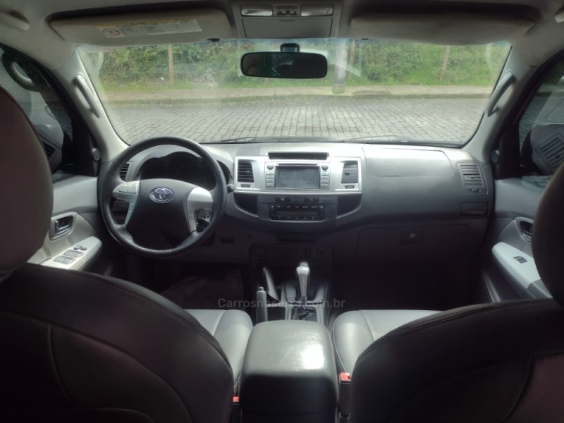 HILUX 3.0 SRV 4X4 CD 16V TURBO INTERCOOLER DIESEL 4P AUTOMÁTICO - 2012 - CAXIAS DO SUL