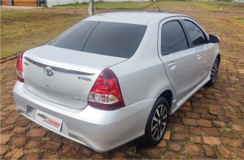 ETIOS 1.5 XLS SEDAN 16V FLEX 4P AUTOMÁTICO - 2019 - LAJEADO