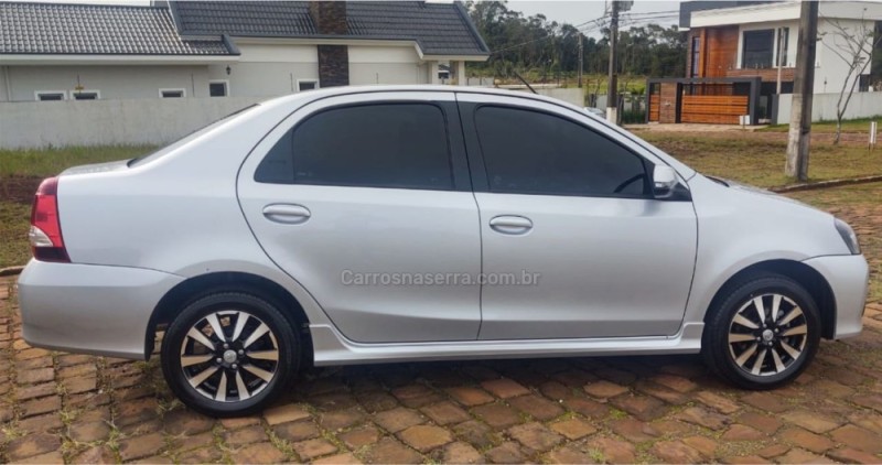 ETIOS 1.5 XLS SEDAN 16V FLEX 4P AUTOMÁTICO - 2019 - LAJEADO