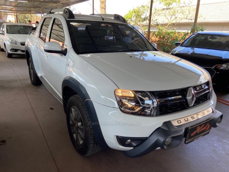 DUSTER OROCH 1.6 16V FLEX DYNAMIQUE 4P MANUAL - 2020 - CANELA