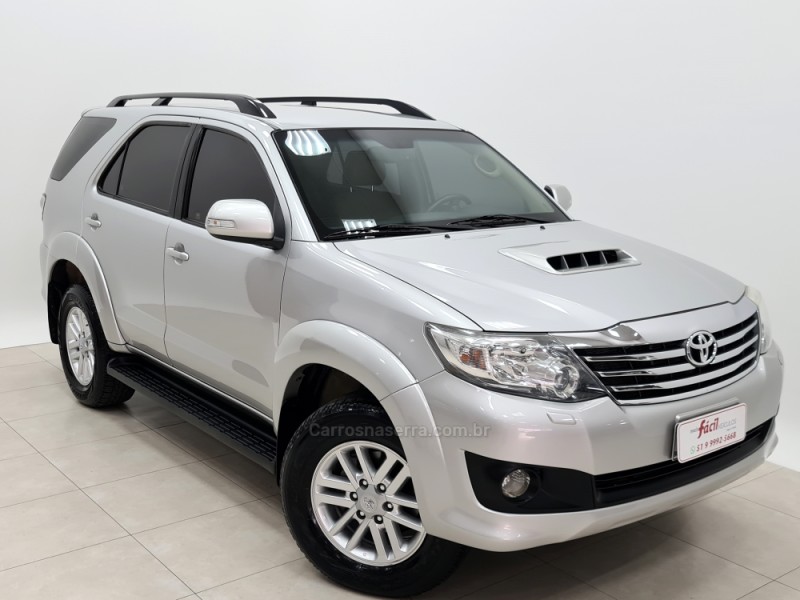 hilux sw4 3.0 srv 4x4 16v turbo intercooler diesel 4p automatico 2015 santa cruz do sul