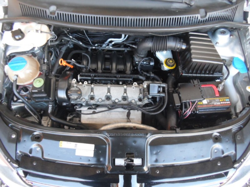 SPACEFOX 1.6 MI TREND 8V FLEX 4P MANUAL - 2014 - SAPIRANGA