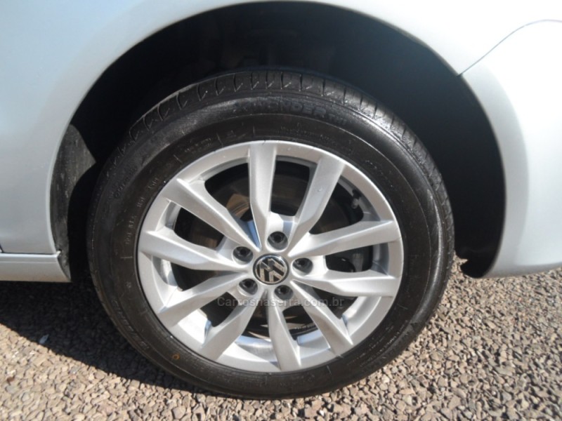 SPACEFOX 1.6 MI TREND 8V FLEX 4P MANUAL - 2014 - SAPIRANGA