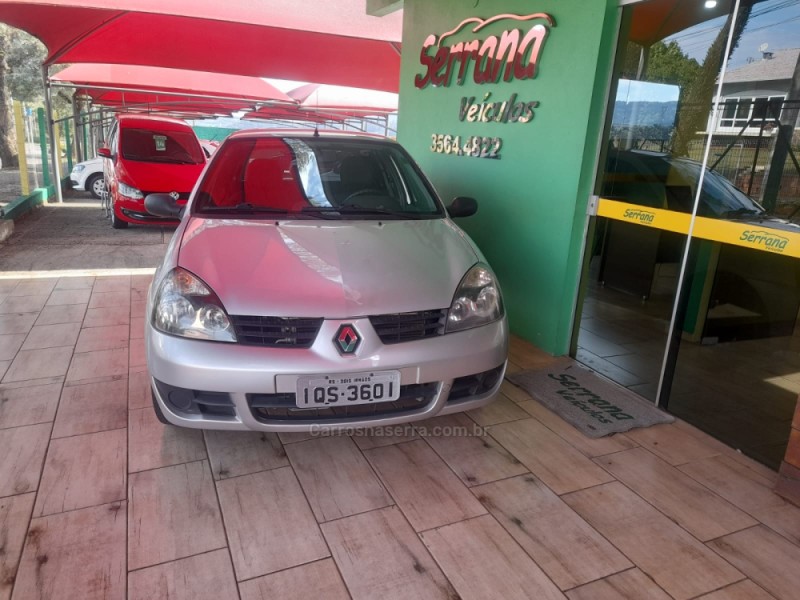 CLIO 1.0 CAMPUS 16V FLEX 4P MANUAL - 2010 - DOIS IRMãOS