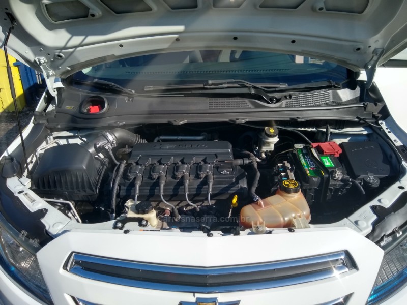 ONIX 1.4 MPFI LTZ 8V FLEX 4P MANUAL - 2015 - CAXIAS DO SUL