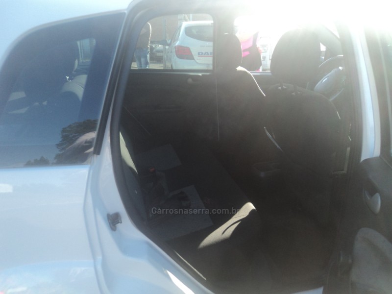 FIESTA 1.6 MPI CLASS HATCH 8V FLEX 4P MANUAL - 2013 - FARROUPILHA