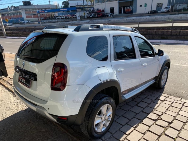DUSTER 1.6 DYNAMIQUE 4X2 16V FLEX 4P MANUAL - 2016 - CAXIAS DO SUL