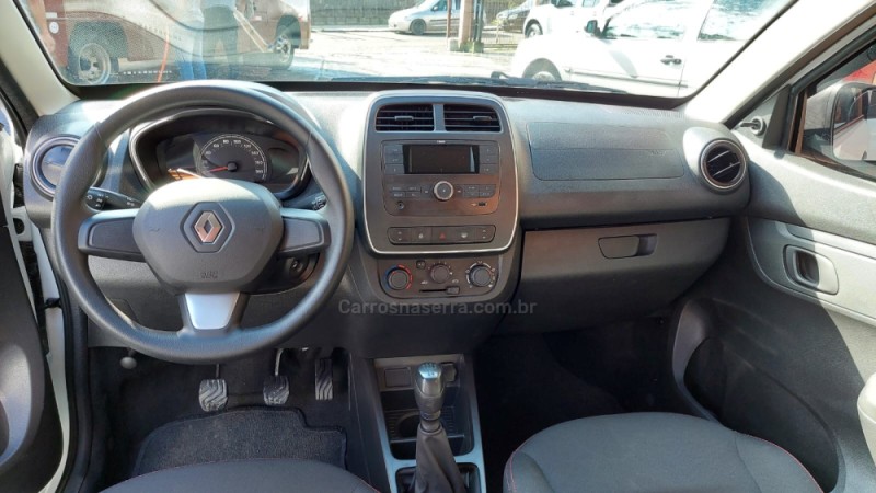 KWID 1.0 12V SCE FLEX ZEN MANUAL - 2022 - CANELA