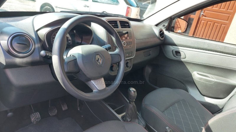 KWID 1.0 12V SCE FLEX ZEN MANUAL - 2022 - CANELA