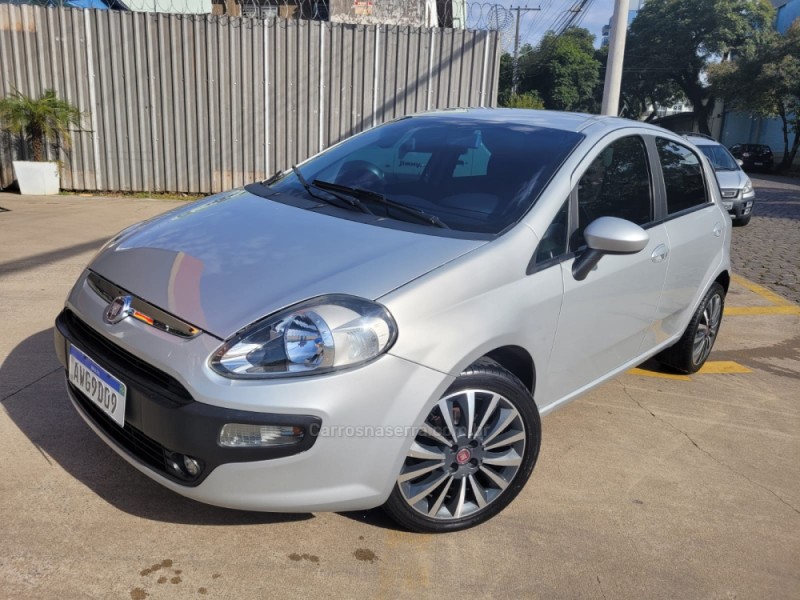 PUNTO 1.4 ATTRACTIVE 8V FLEX 4P MANUAL
