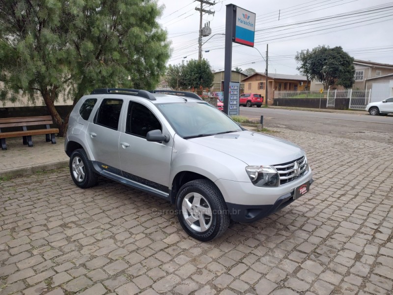 DUSTER 1.6 EXPRESSION 4X2 16V FLEX 4P MANUAL - 2015 - VACARIA