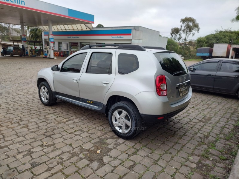 DUSTER 1.6 EXPRESSION 4X2 16V FLEX 4P MANUAL