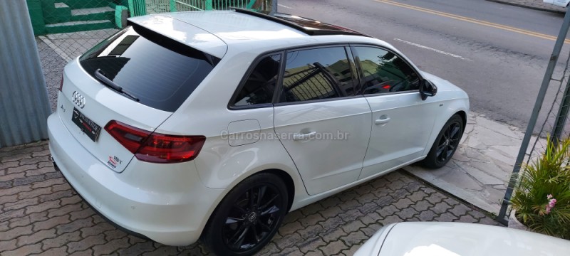 A3 1.8 TFSI SPORTBACK AMBITION 16V GASOLINA 4P AUTOMÁTICO - 2014 - CAXIAS DO SUL