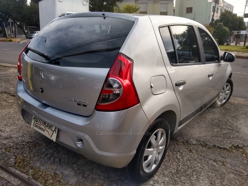 SANDERO 1.6 EXPRESSION 8V FLEX 4P MANUAL - 2011 - CAXIAS DO SUL