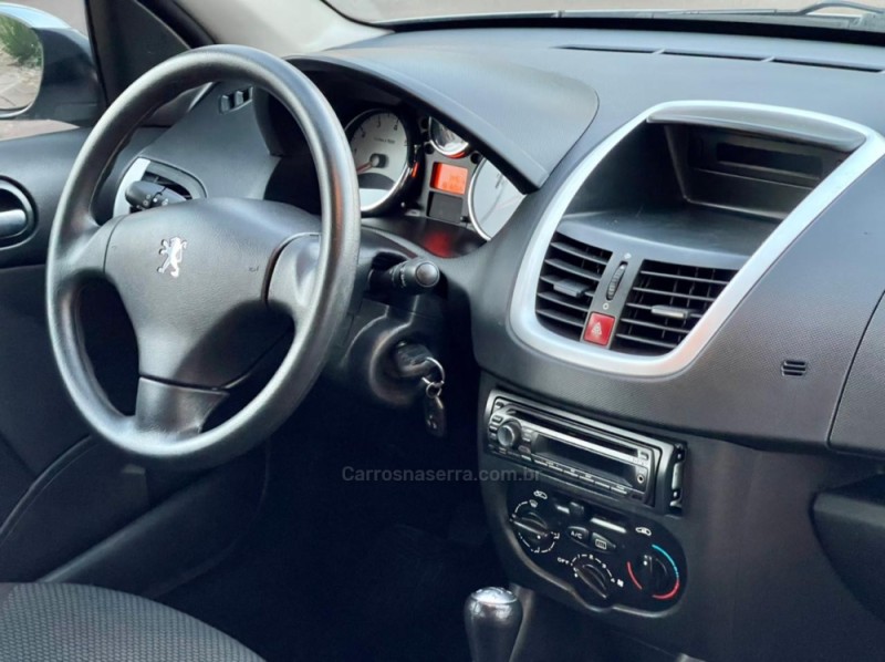 207 1.4 XR 8V FLEX 2P MANUAL - 2013 - LAGOA VERMELHA