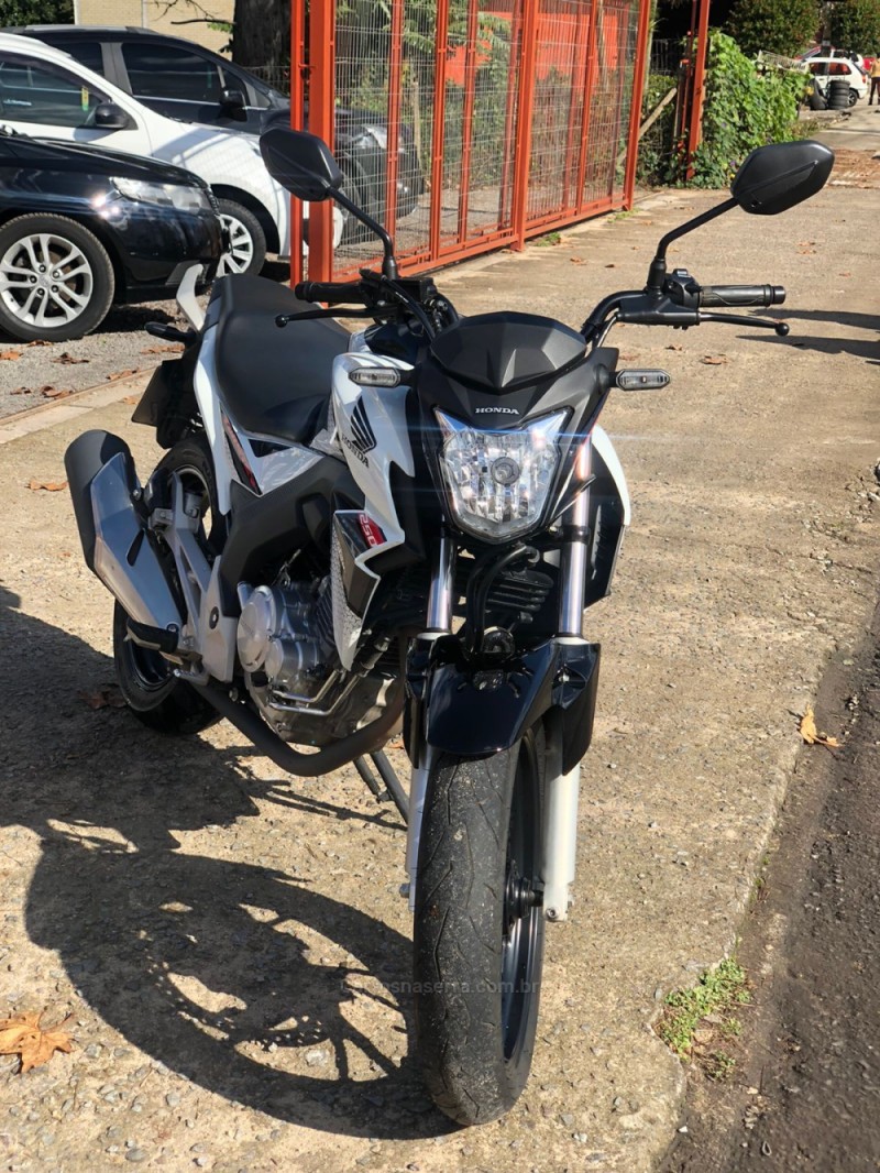 cb 250f twister abs 2019 canela