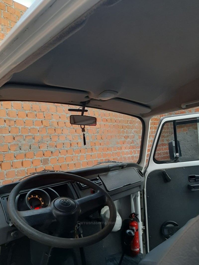 KOMBI 1.4 MI STD 8V FLEX 3P MANUAL - 2012 - CARLOS BARBOSA