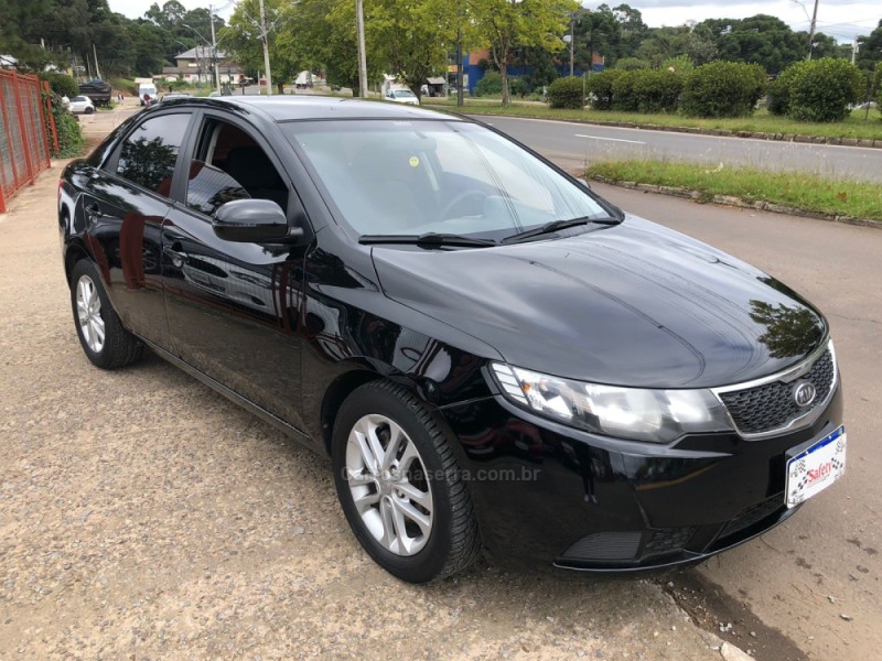 CERATO 1.6 EX SEDAN 16V GASOLINA 4P MANUAL - 2011 - CANELA