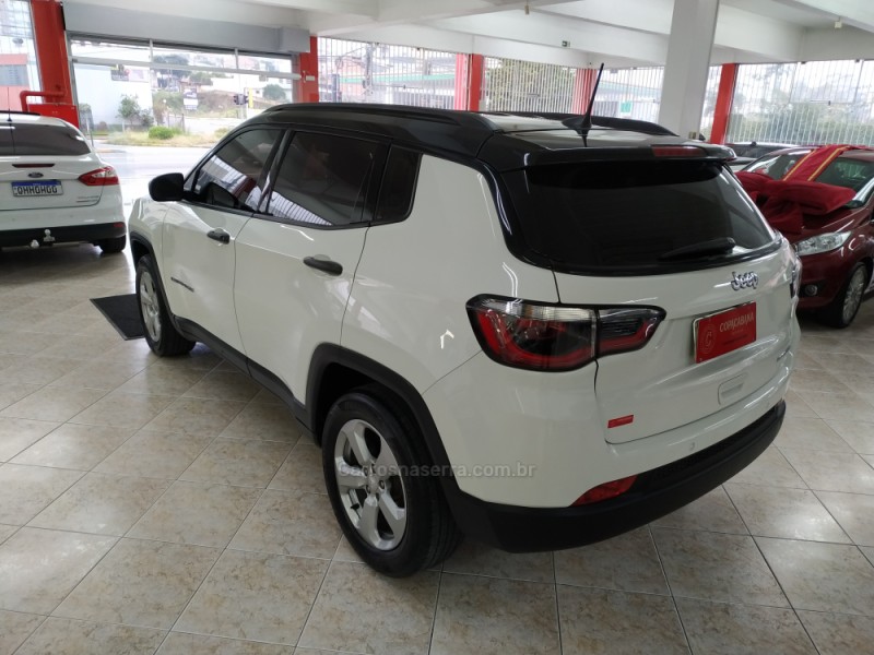 COMPASS 2.0 16V FLEX SPORT AUTOMÁTICO - 2017 - CAXIAS DO SUL