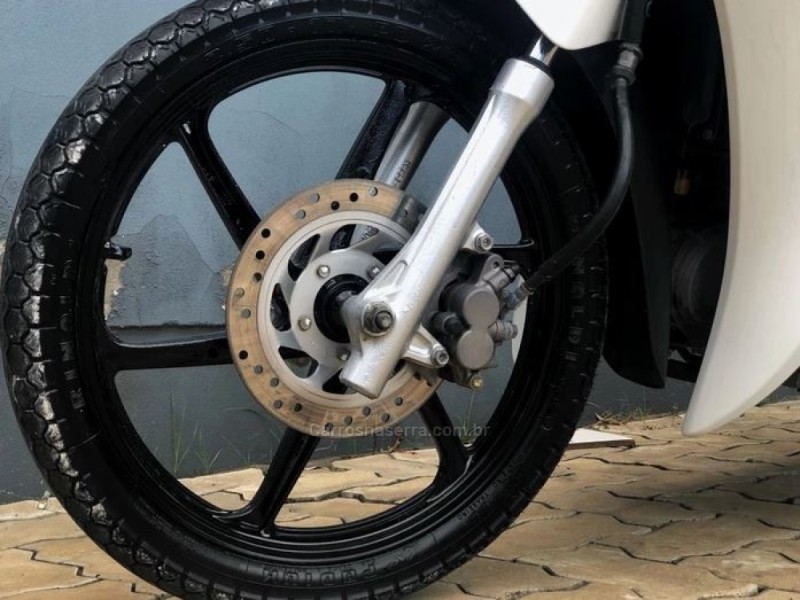 BIZ 125 + - 2015 - TRêS COROAS