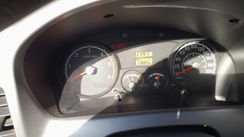 BONGO 2.5 K-2500 4X2 CS TURBO DIESEL 2P MANUAL - 2019 - FLORES DA CUNHA