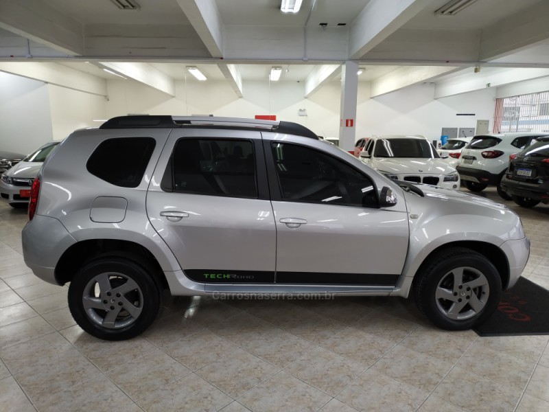 DUSTER 2.0 TECH ROAD 4X2 16V FLEX 4P AUTOMÁTICO - 2014 - CAXIAS DO SUL