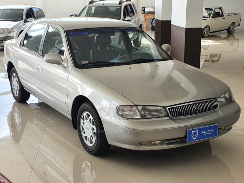 Kia clarus glx