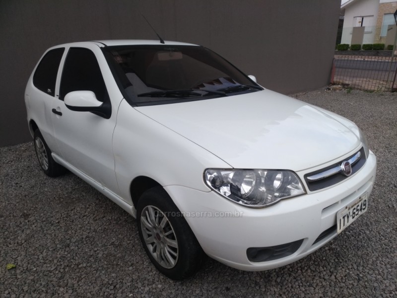 PALIO 1.0 MPI FIRE CELEBRATION 8V FLEX 2P MANUAL - 2013 - FLORES DA CUNHA