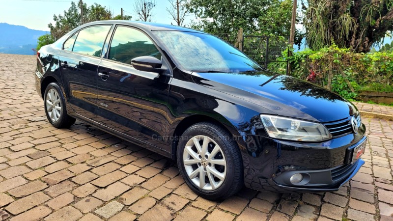 JETTA 2.0 COMFORTLINE FLEX 4P TIPTRONIC - 2012 - IVOTI