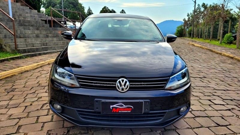 JETTA 2.0 COMFORTLINE FLEX 4P TIPTRONIC - 2012 - IVOTI