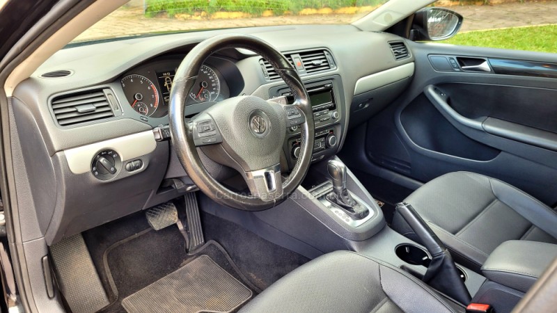 JETTA 2.0 COMFORTLINE FLEX 4P TIPTRONIC - 2012 - IVOTI
