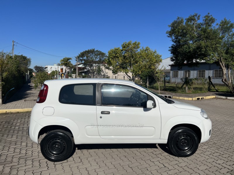 UNO 1.0 EVO VIVACE 8V FLEX 2P MANUAL - 2013 - NOVA HARTZ