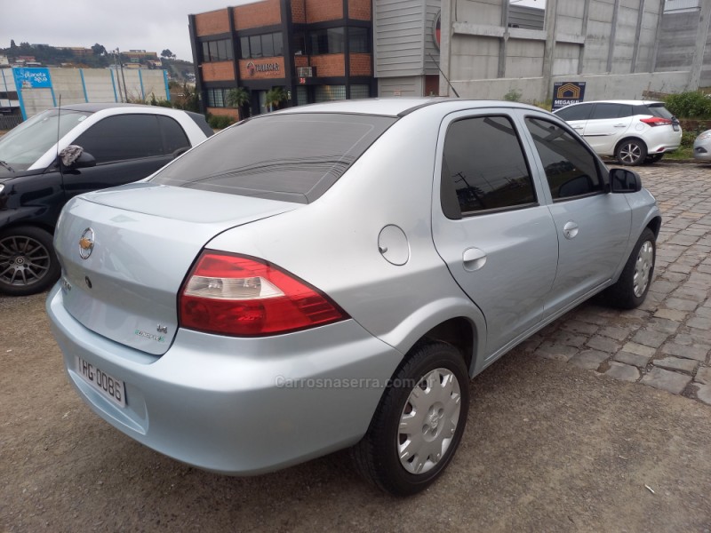 PRISMA 1.0 MPFI VHCE 8V FLEX 4P MANUAL - 2011 - FARROUPILHA