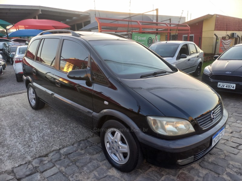 ZAFIRA 2.0 MPFI CD 8V GASOLINA 4P MANUAL - 2002 - FARROUPILHA