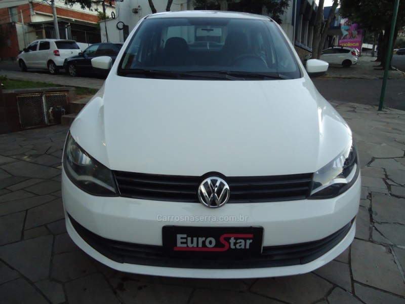 VOYAGE 1.6 MI TRENDLINE 8V FLEX 4P MANUAL - 2013 - NOVO HAMBURGO