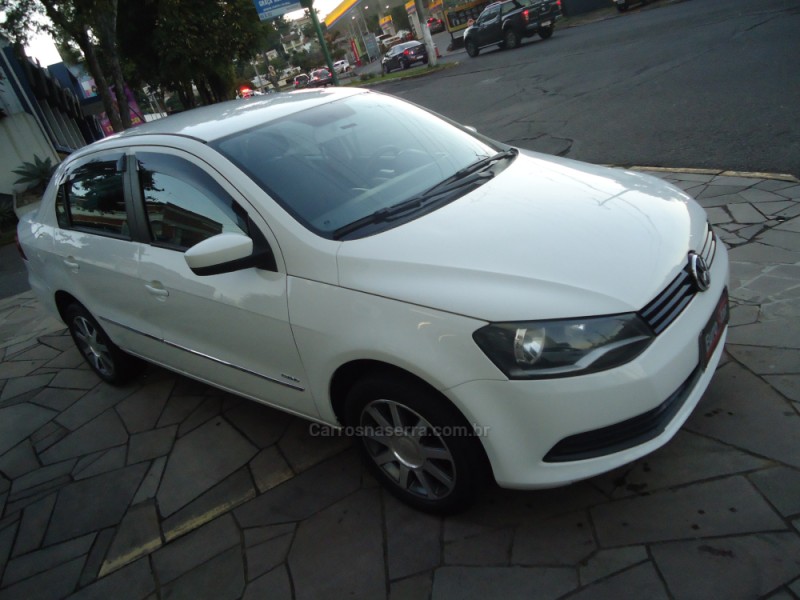 VOYAGE 1.6 MI TRENDLINE 8V FLEX 4P MANUAL - 2013 - NOVO HAMBURGO