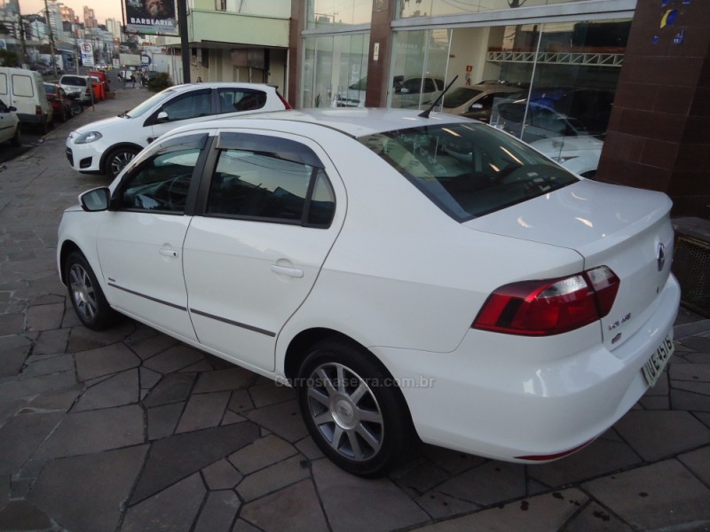 VOYAGE 1.6 MI TRENDLINE 8V FLEX 4P MANUAL - 2013 - NOVO HAMBURGO
