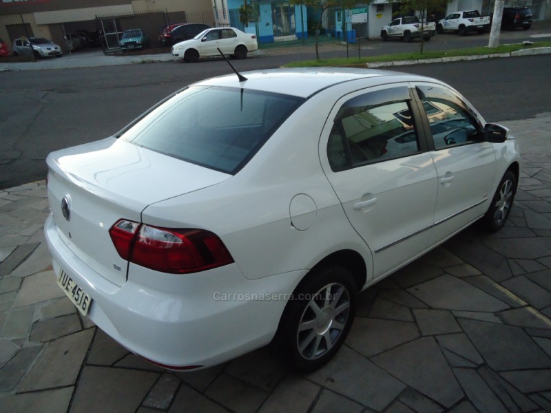 VOYAGE 1.6 MI TRENDLINE 8V FLEX 4P MANUAL - 2013 - NOVO HAMBURGO