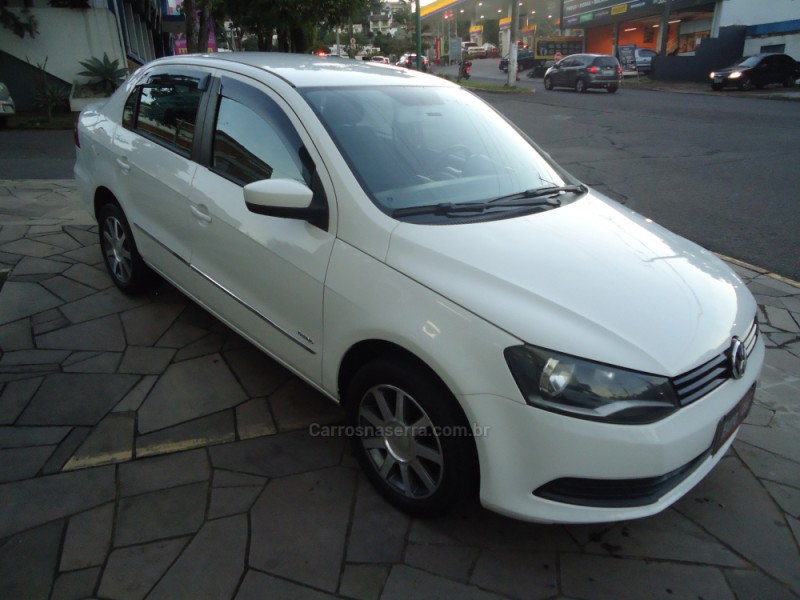 VOYAGE 1.6 MI TRENDLINE 8V FLEX 4P MANUAL - 2013 - NOVO HAMBURGO