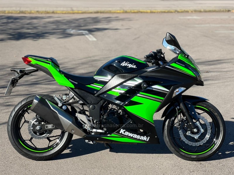 NINJA 300 ABS LIMITED EDITION - 2018 - BENTO GONçALVES