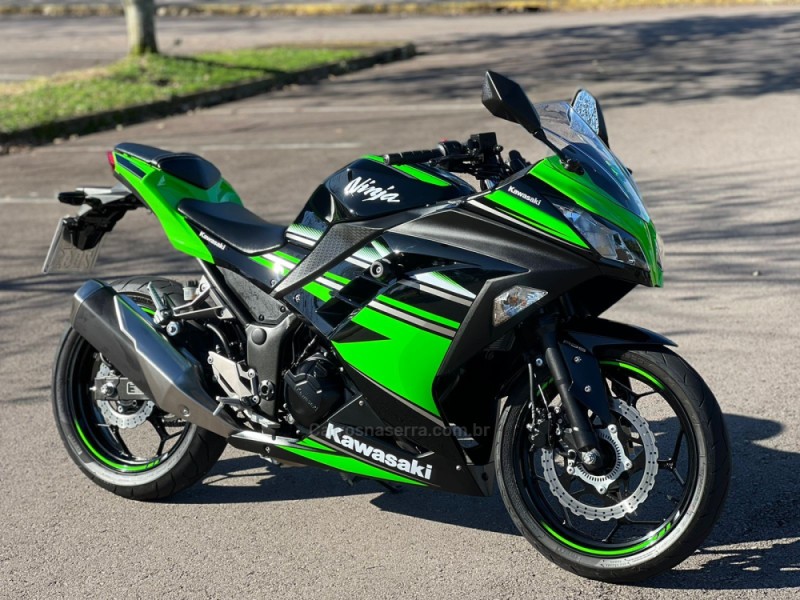 NINJA 300 ABS LIMITED EDITION - 2018 - BENTO GONçALVES