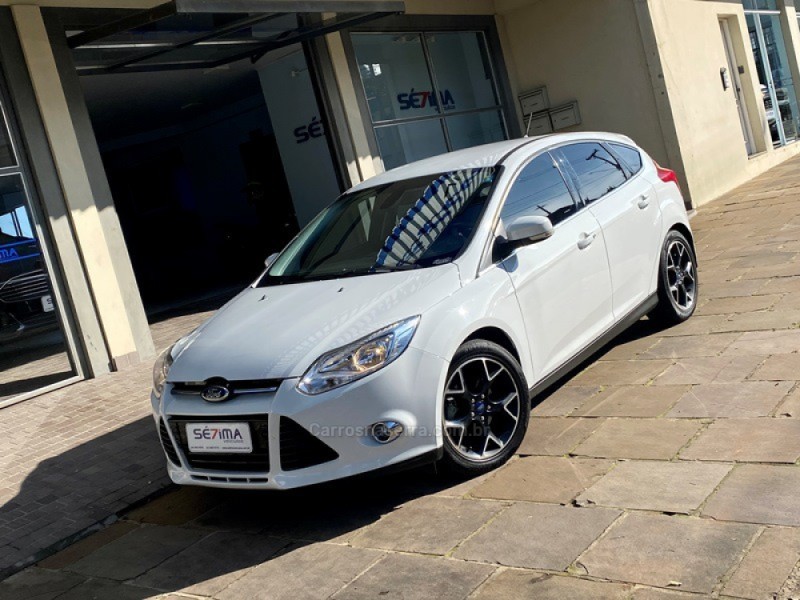 focus 2.0 titanium hatch 16v flex 4p automatico 2015 guapore