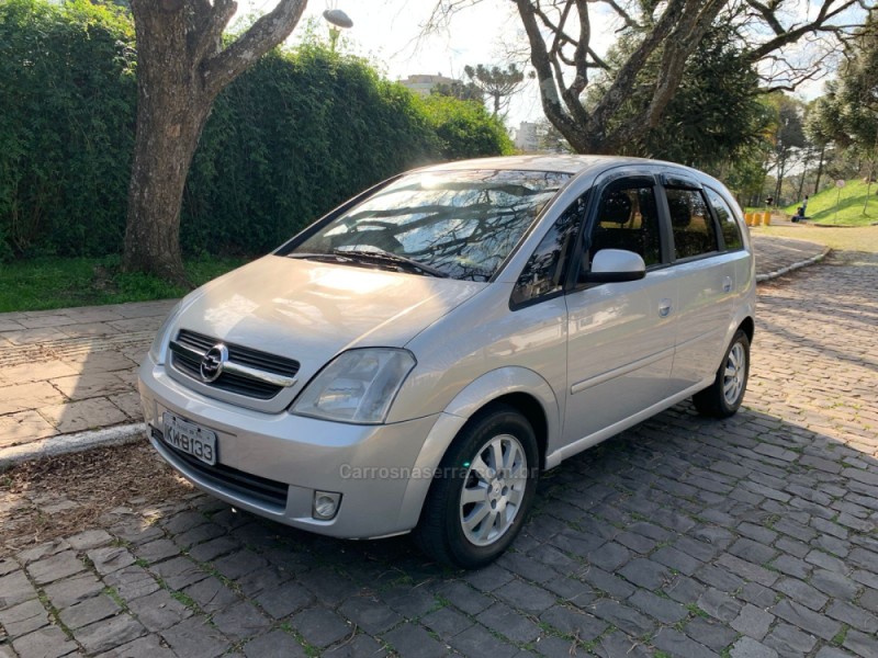meriva 1.8 mpfi cd 8v flex 4p manual 2003 farroupilha