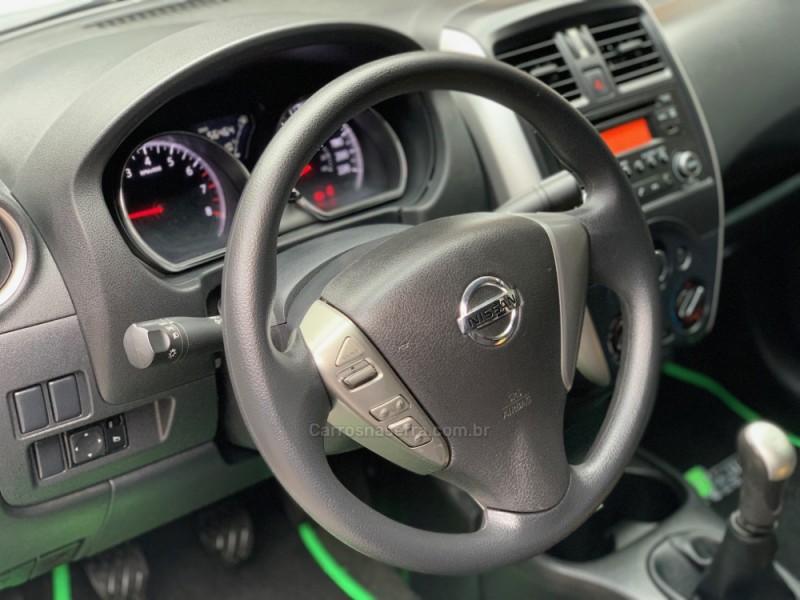 VERSA 1.6 16V FLEX SV 4P MANUAL - 2017 - CAMPO BOM