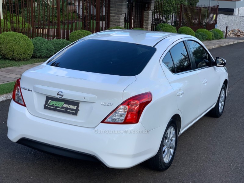 VERSA 1.6 16V FLEX SV 4P MANUAL - 2017 - CAMPO BOM
